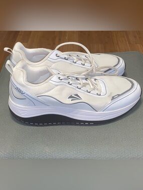 White Women's Athletic Walking Shoes